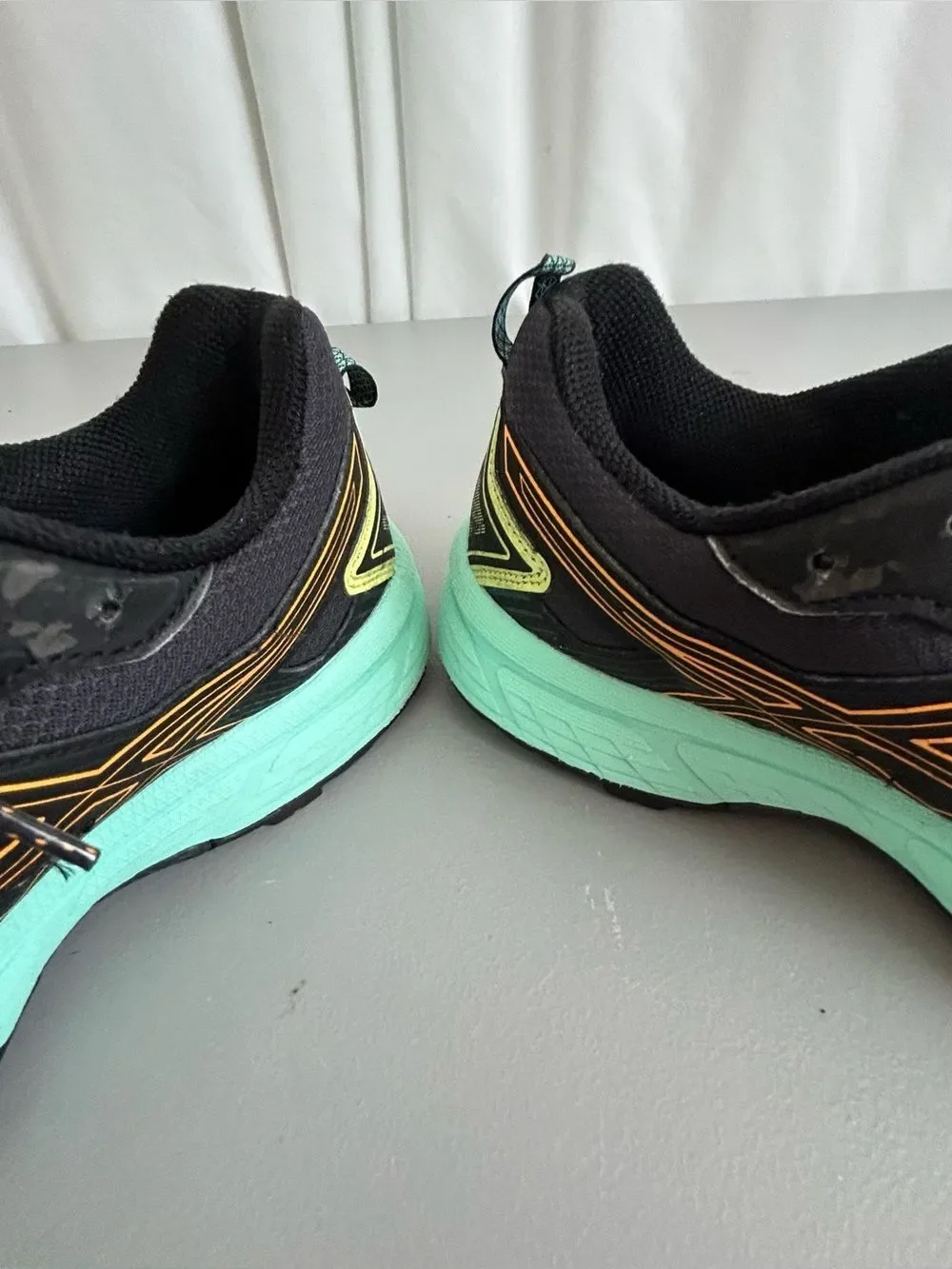 Asics pre owned
